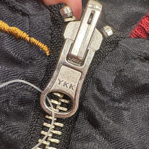 Black and Gold reversible Dragon Embroidered Jacket size L - Picture 12 of 14